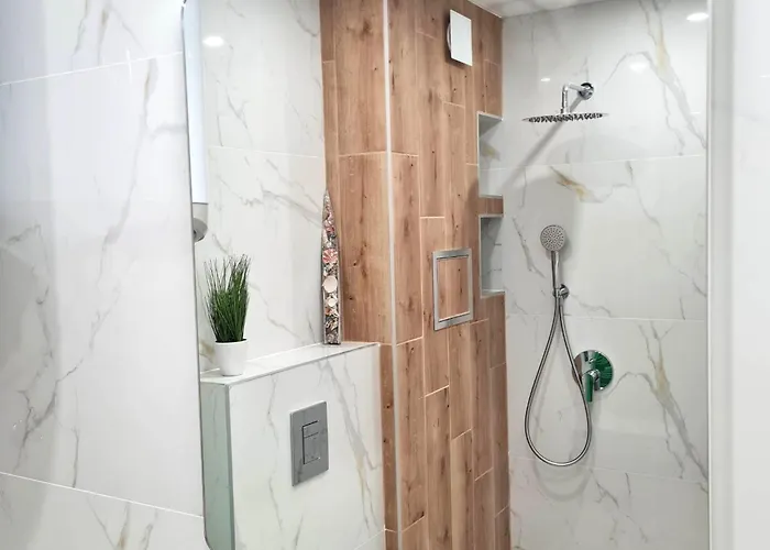 Апартамент Dani Варна